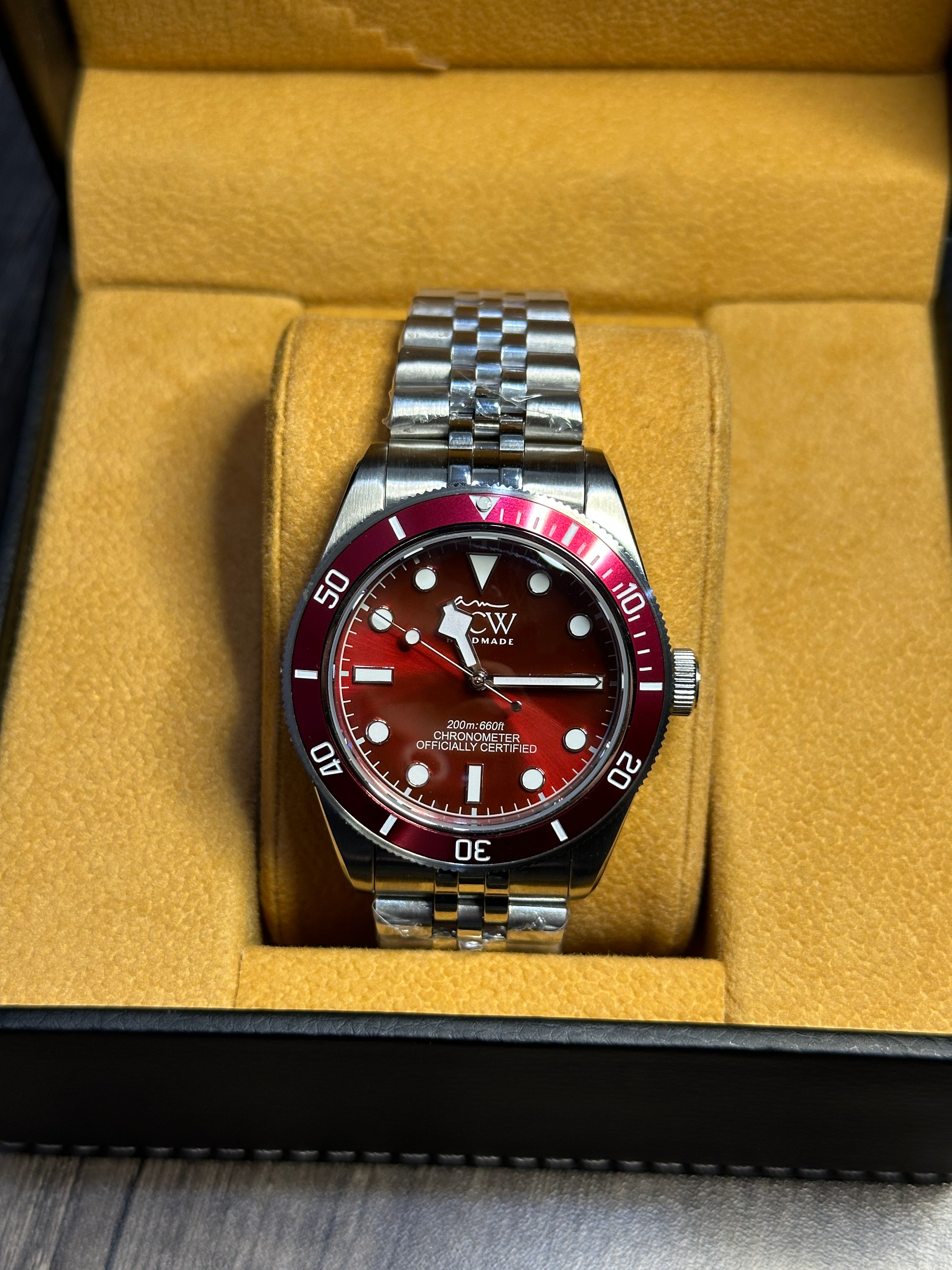 ACW Crimson Diver 39mm